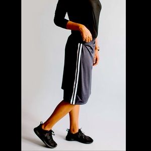Athletic Knee Length Skort in Black
